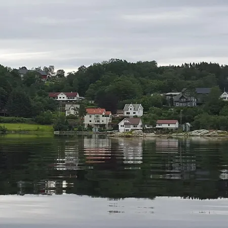 Ved Fjorden
